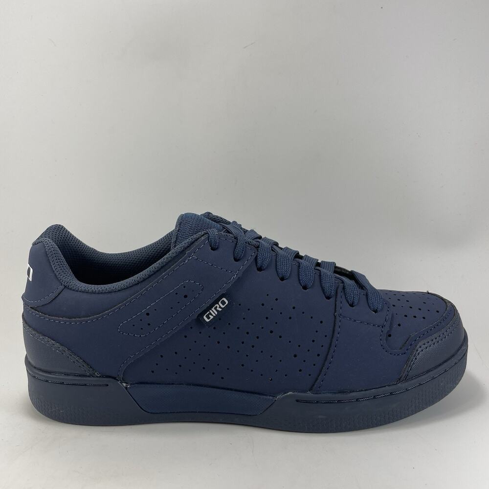 Giro Jacket II Cycling Shoes Mens Size 8 Midnight Blue Vibram Water Resistant